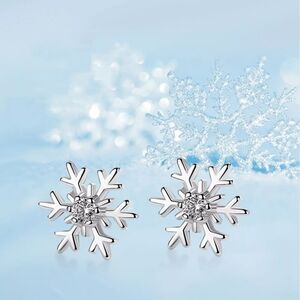 Silver Snowflake Rhinestone Crystal Stud Earrings Christmas Winter Jewelry